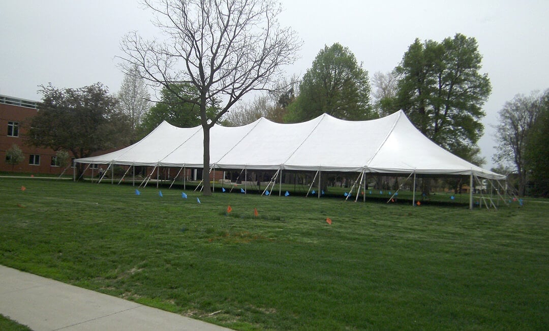 40’ x 120’ Pole Tent (Seats 480)